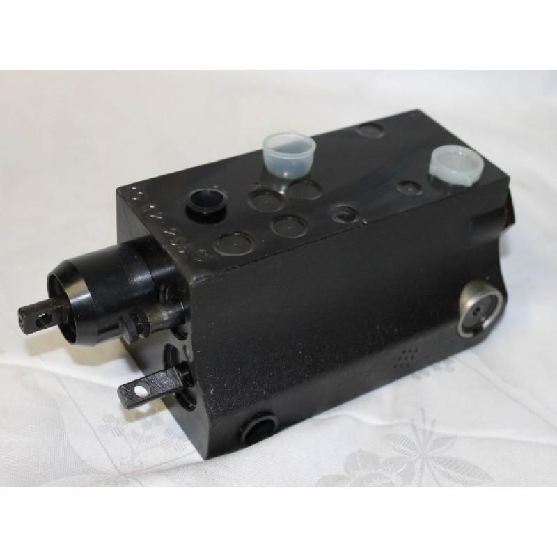 Zetor UR1 Steuerblock 49188140 49188100 Ersatzteile » Agrapoint