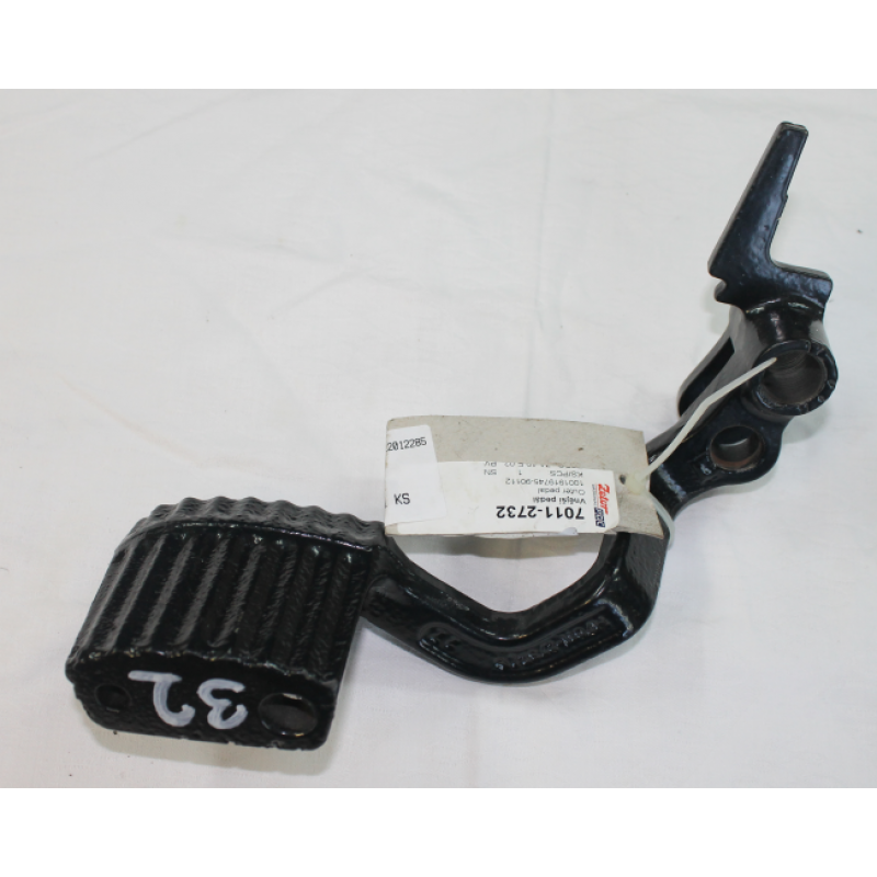 Zetor UR1 Bremspedal Fusshebel 70112732 Ersatzteile » Agrapoint